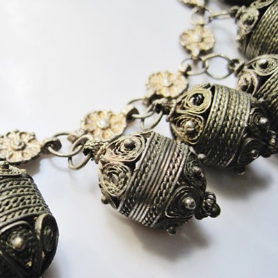 Nakit i satovi Nakit i satovi