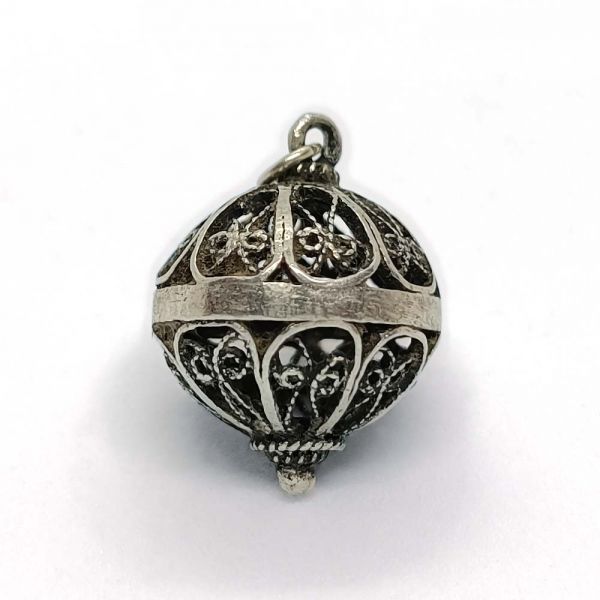 Srebrne filigranske kugle 3 kom.